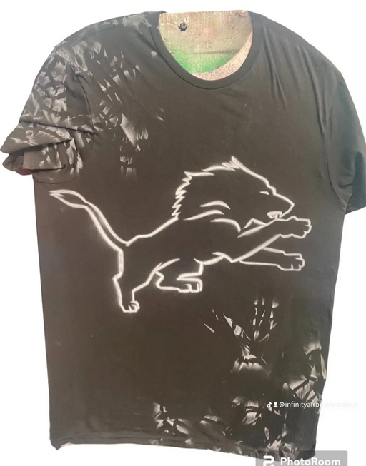 Airbrushed lions t shirt front and back